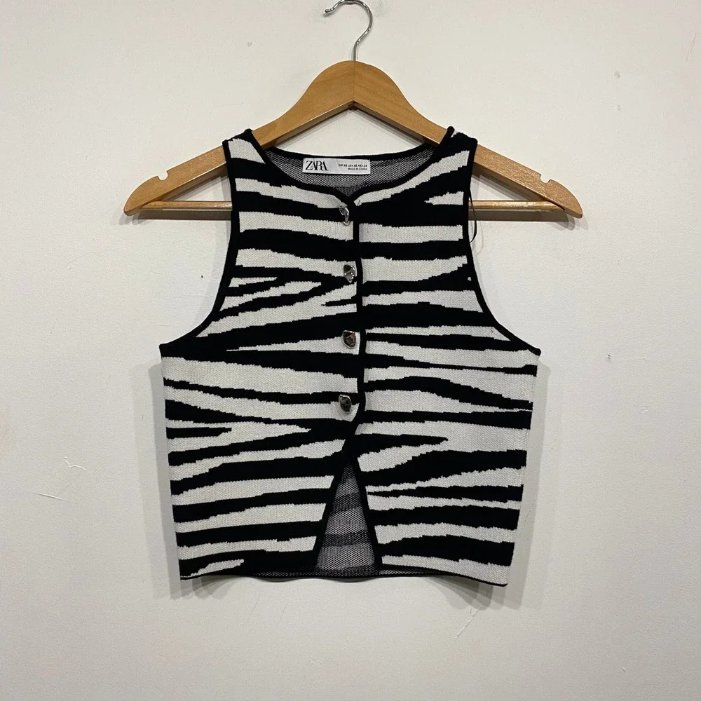 Zara Zebra Print Knit Cropped Vest Top Black White Silver Button XS